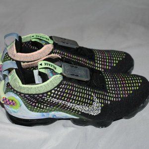 Nike Air VaporMax Flyknit Atomic Pink/Barely Volt/Black/Crimson SZ 6 No Box Top